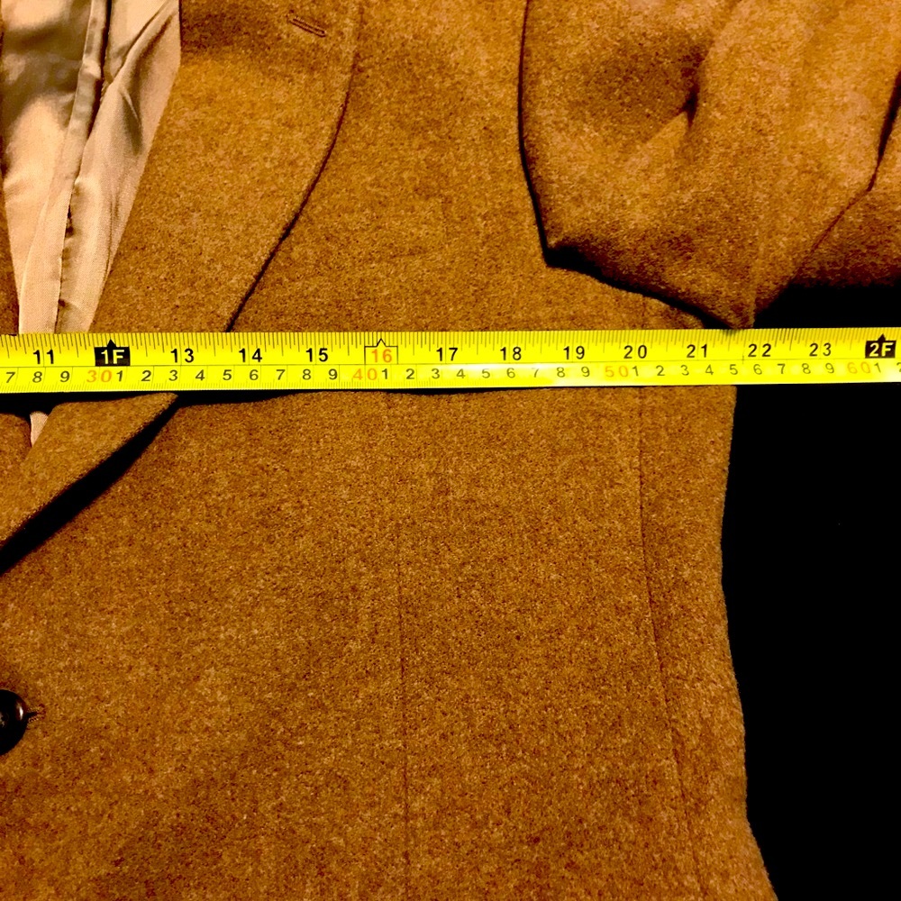 Jos.A. Banks 100% Camel Hair Sports Coat - Picture 8 of 16